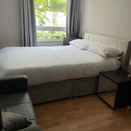 1 Bedroom Garden Flat Zone 2 ลอนดอน ภายนอก รูปภาพ