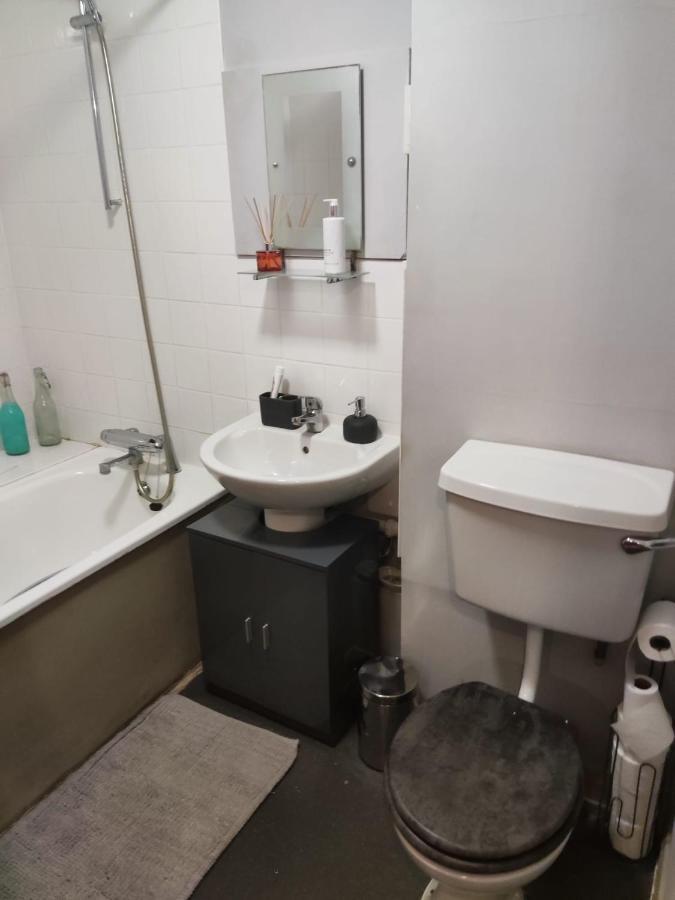 1 Bedroom Garden Flat Zone 2 ลอนดอน ภายนอก รูปภาพ
